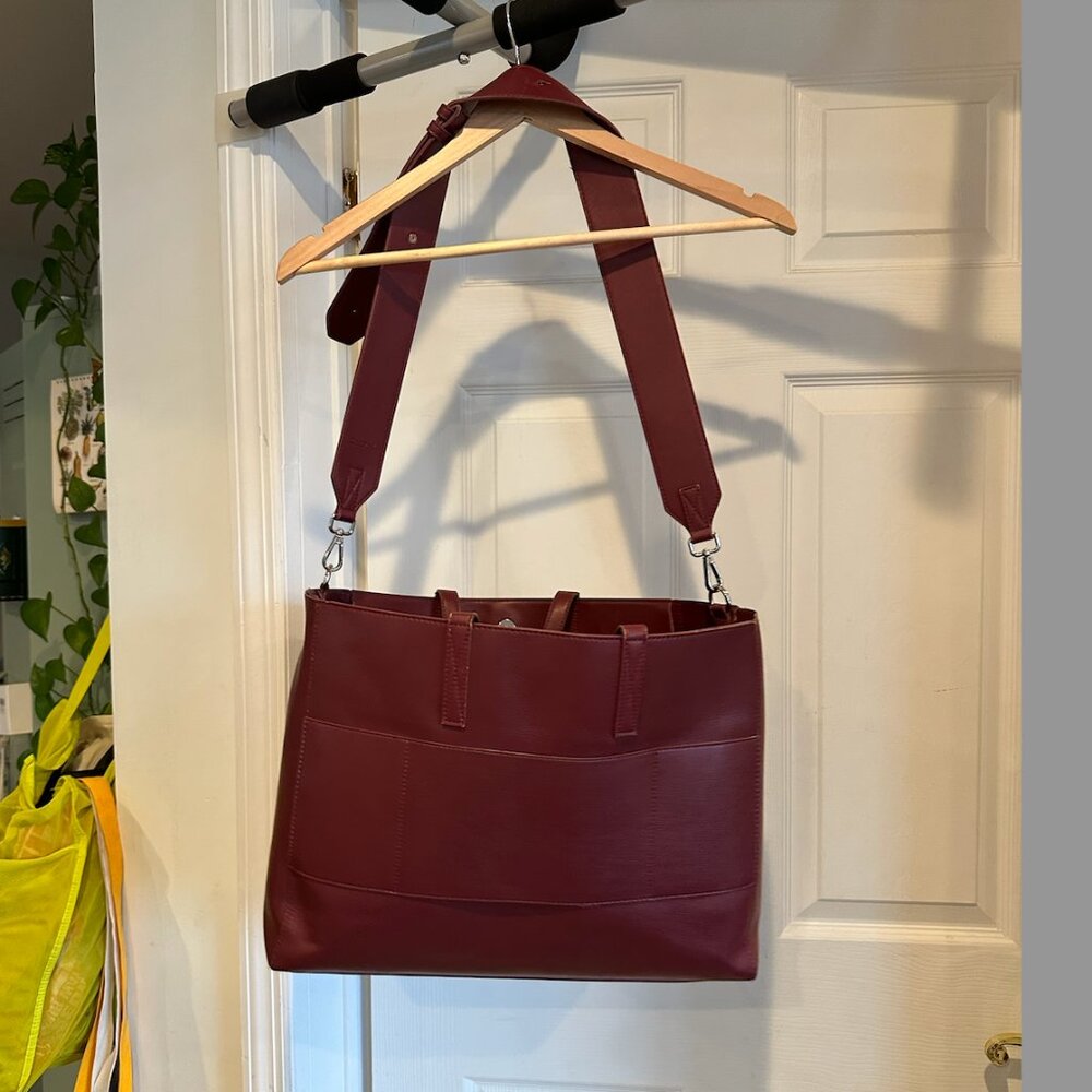 CALPAK Haven 16″ Laptop Tote Bag Burgundy (Imperfect)